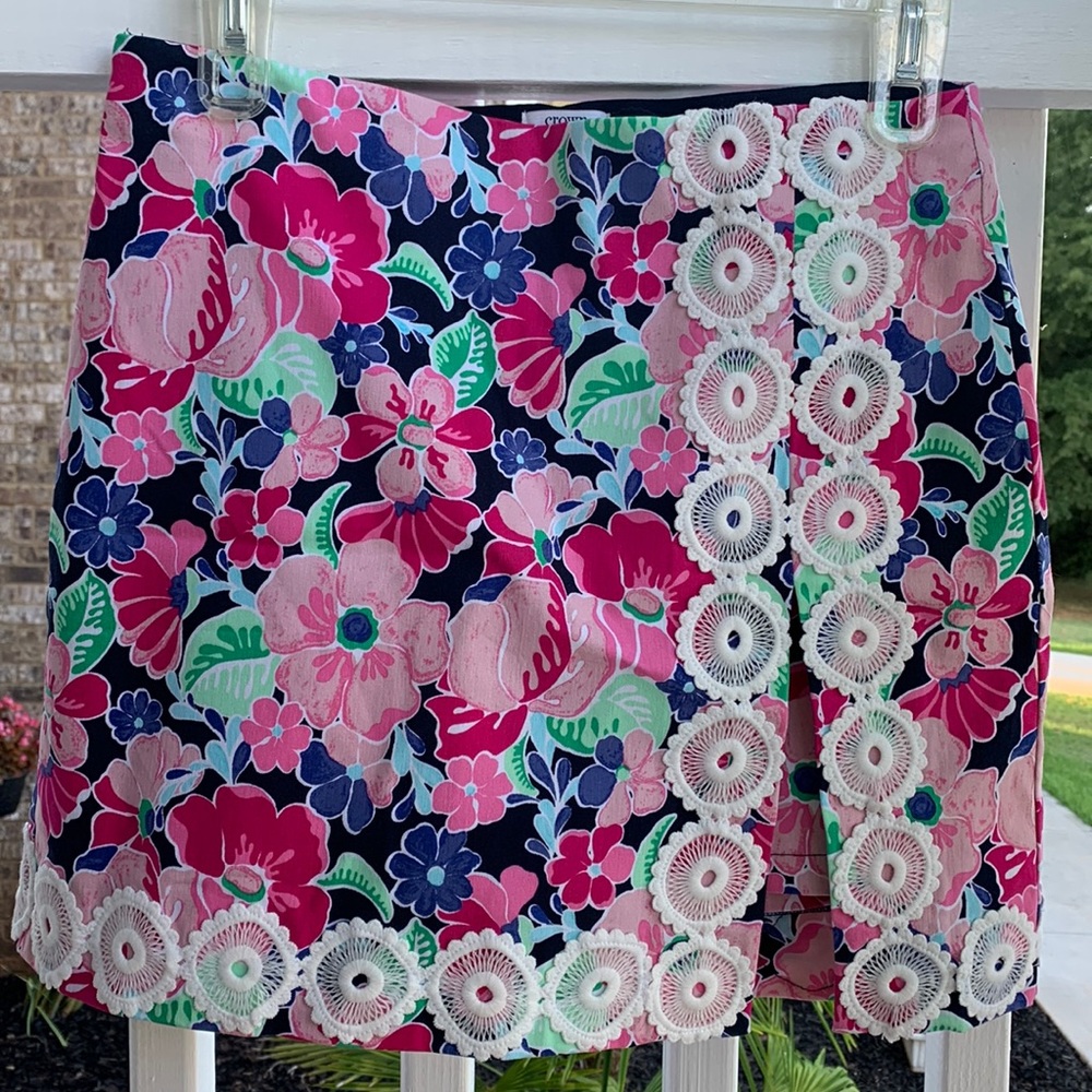 Crown & Ivy skirt